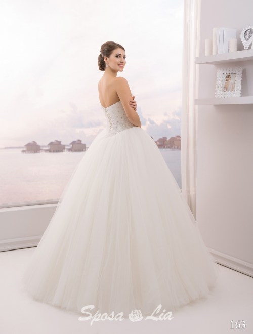 https://www.sposa-lia.com/images/stories/virtuemart/product/163 (3).jpg